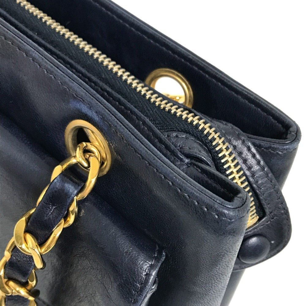 CHANEL Blue Shoulder Bag - Picture 10 of 16